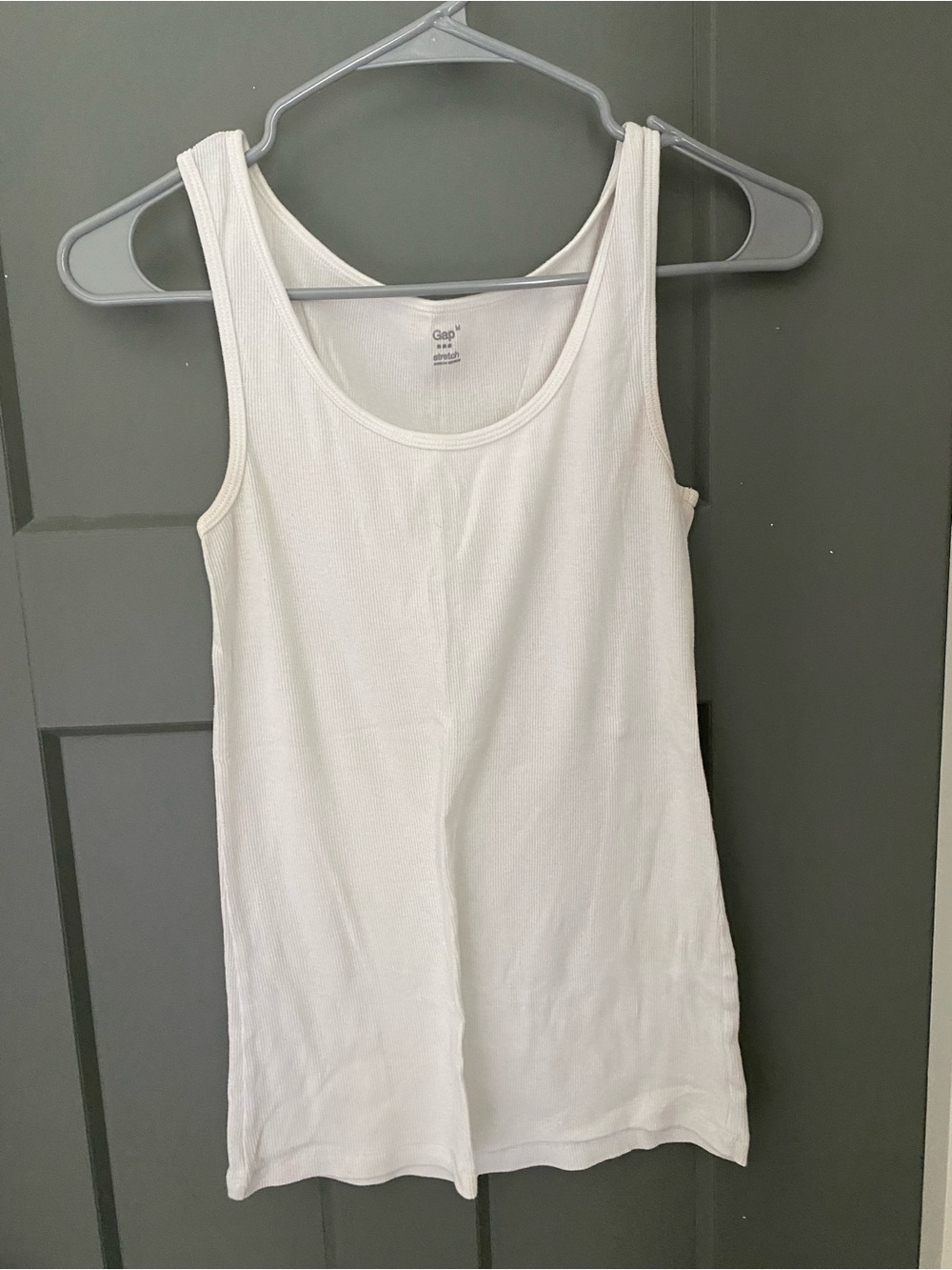 GAP White Ribbed Scoop Neck Tank